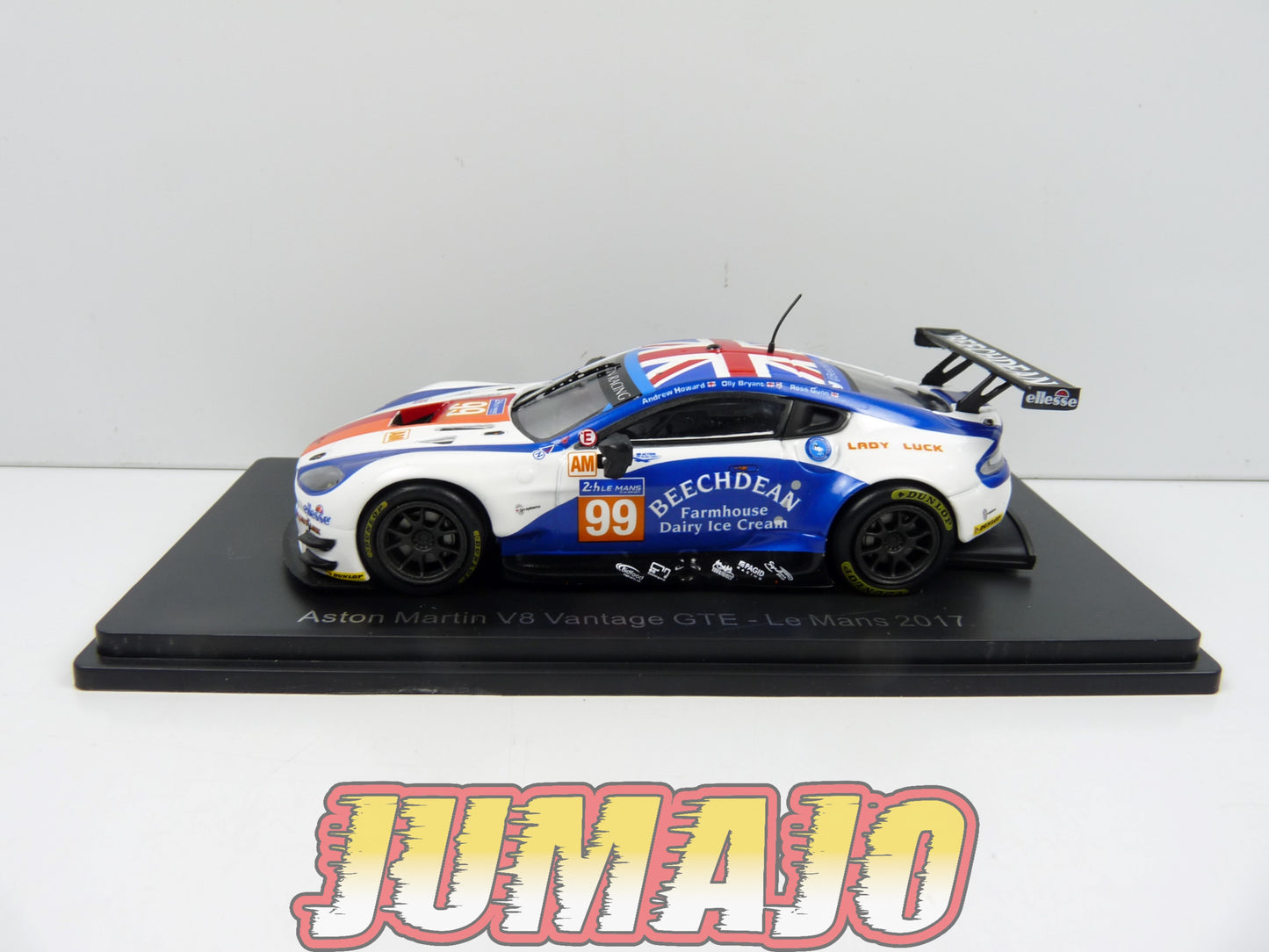 24H151 1/43 HACHETTE Japon 24 Heures Le Mans : Aston Martin V8 Vantage GTE 2017 Howard #99