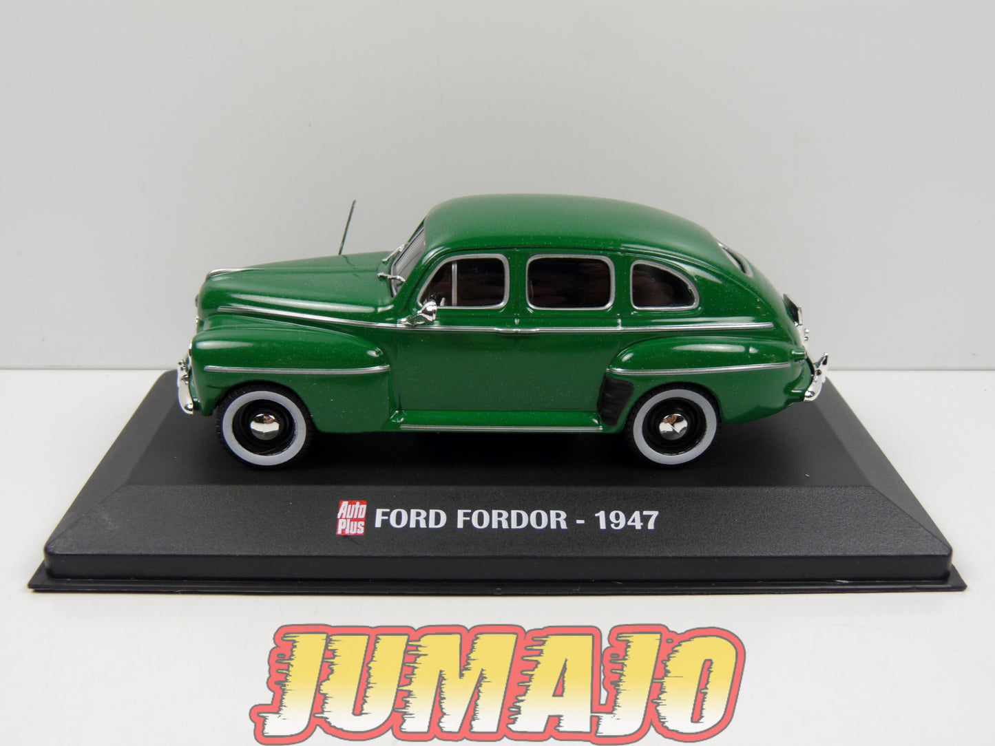 AP122 voiture 1/43 AUTO PLUS IXO : FORD Fordor 1947