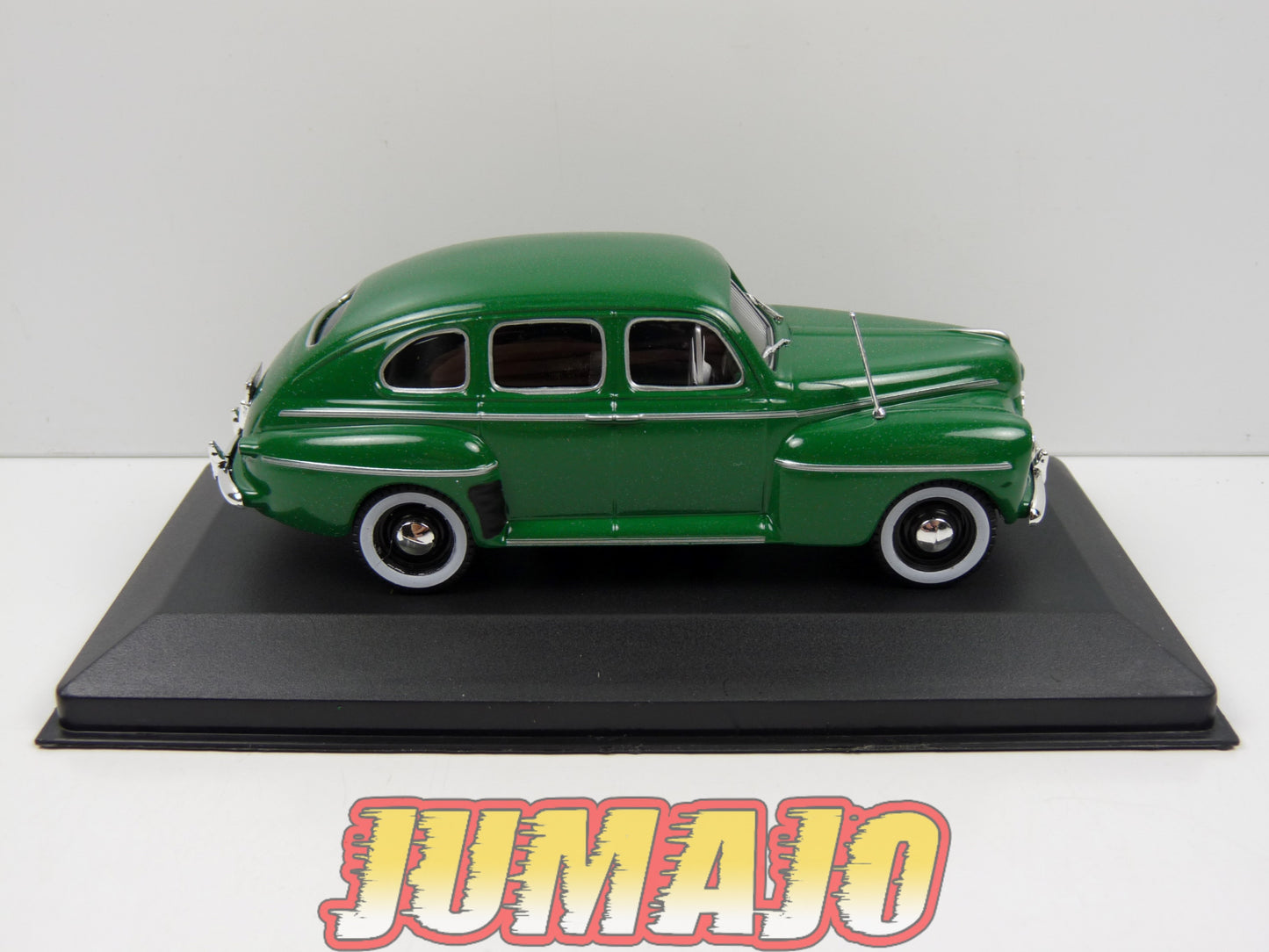 AP122 voiture 1/43 AUTO PLUS IXO : FORD Fordor 1947