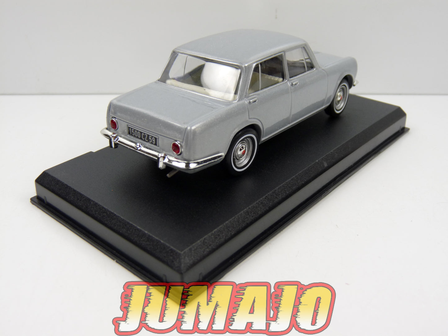 AP123 voiture 1/43 AUTO PLUS IXO : SIMCA 1500 1964