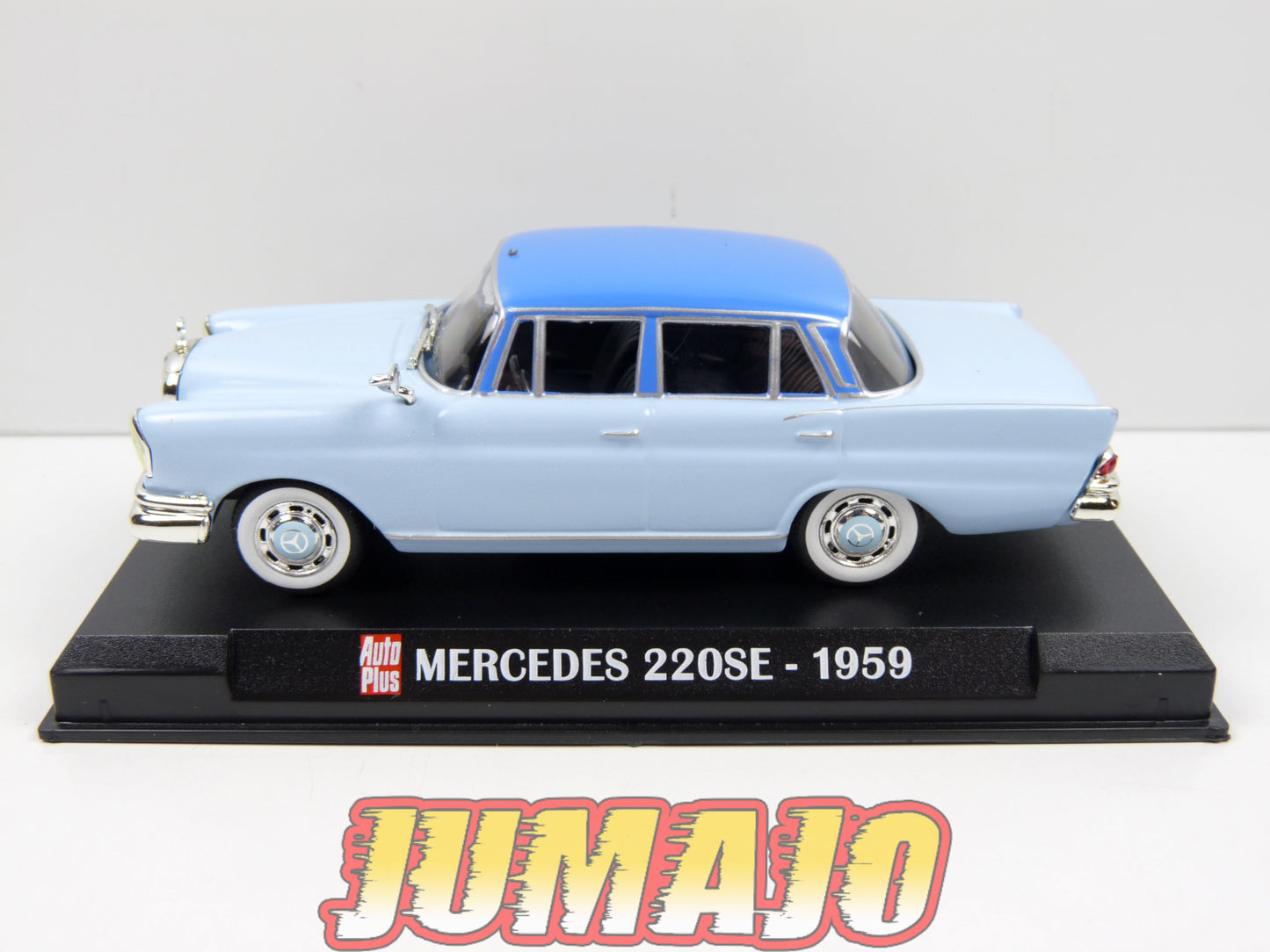 AP129 voiture 1/43 AUTO PLUS IXO : MERCEDES 220SE 1959