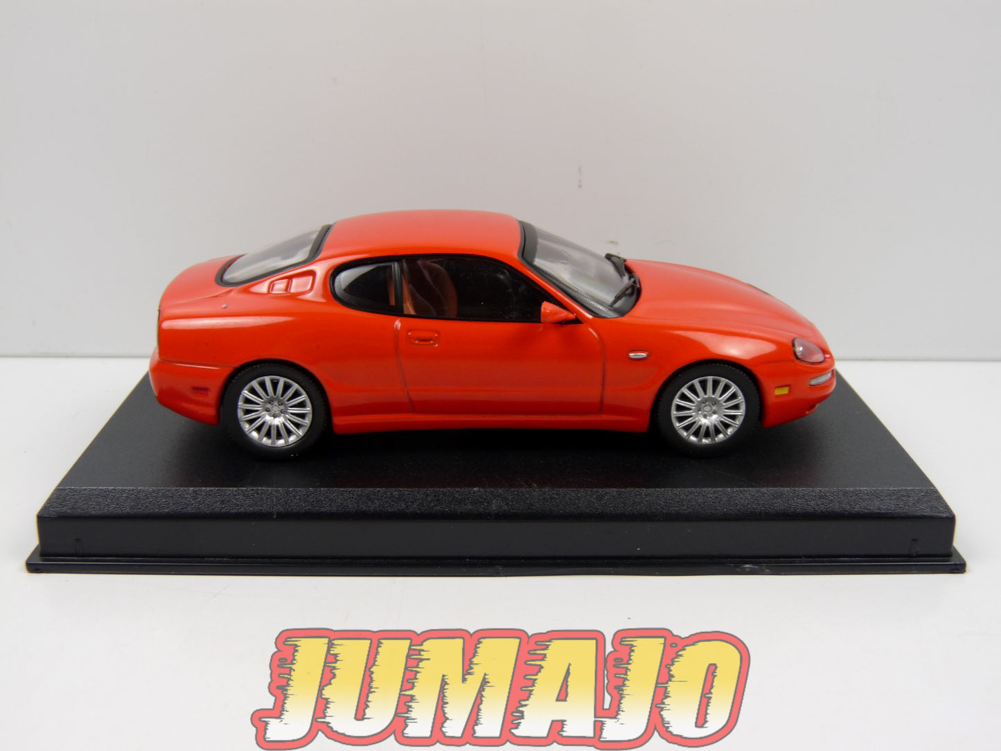 AP91 voiture 1/43 AUTO PLUS IXO : MASERATI Coupe 2004