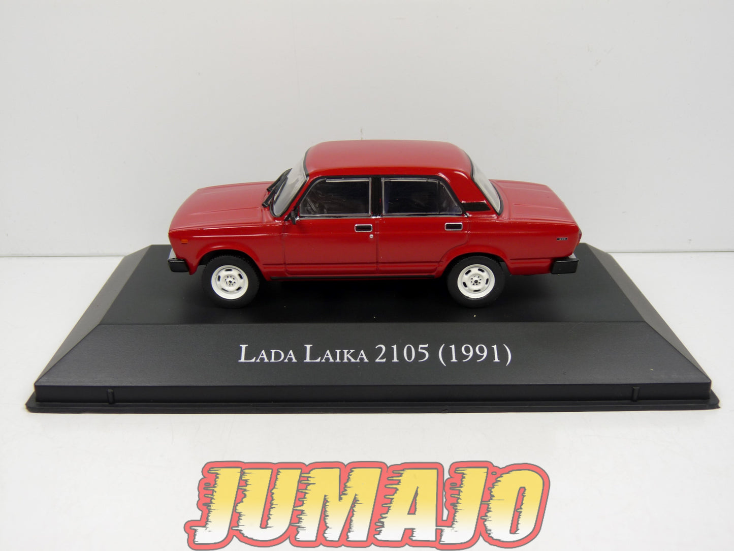 ARG125 Voiture 1/43 SALVAT Inolvidables : LADA Laika 2105 1991