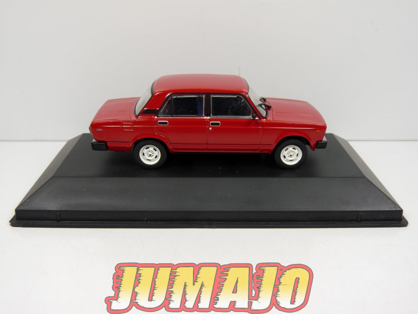 ARG125 Voiture 1/43 SALVAT Inolvidables : LADA Laika 2105 1991