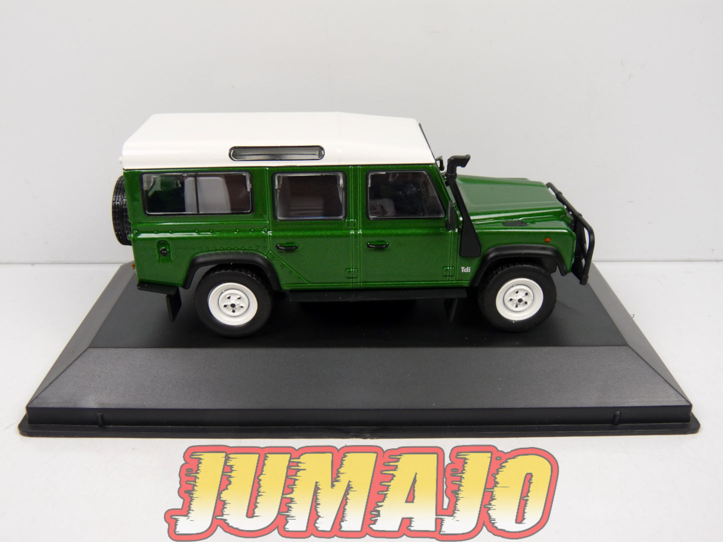 ARG126 Voiture 1/43 SALVAT Inolvidables : LAND ROVER Defender 110 1996