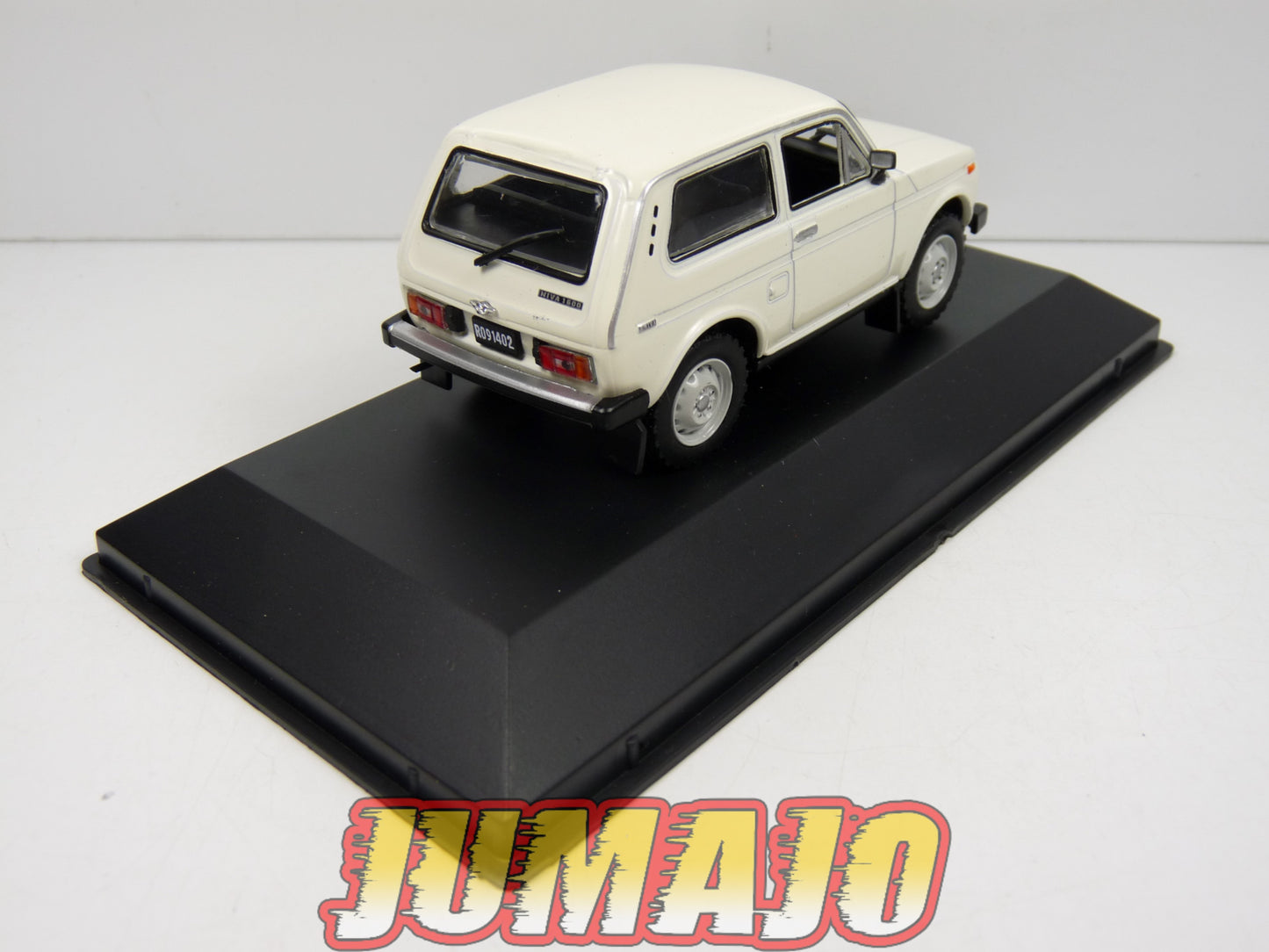 ARG130 Voiture 1/43 SALVAT Inolvidables : LADA Niva 1991