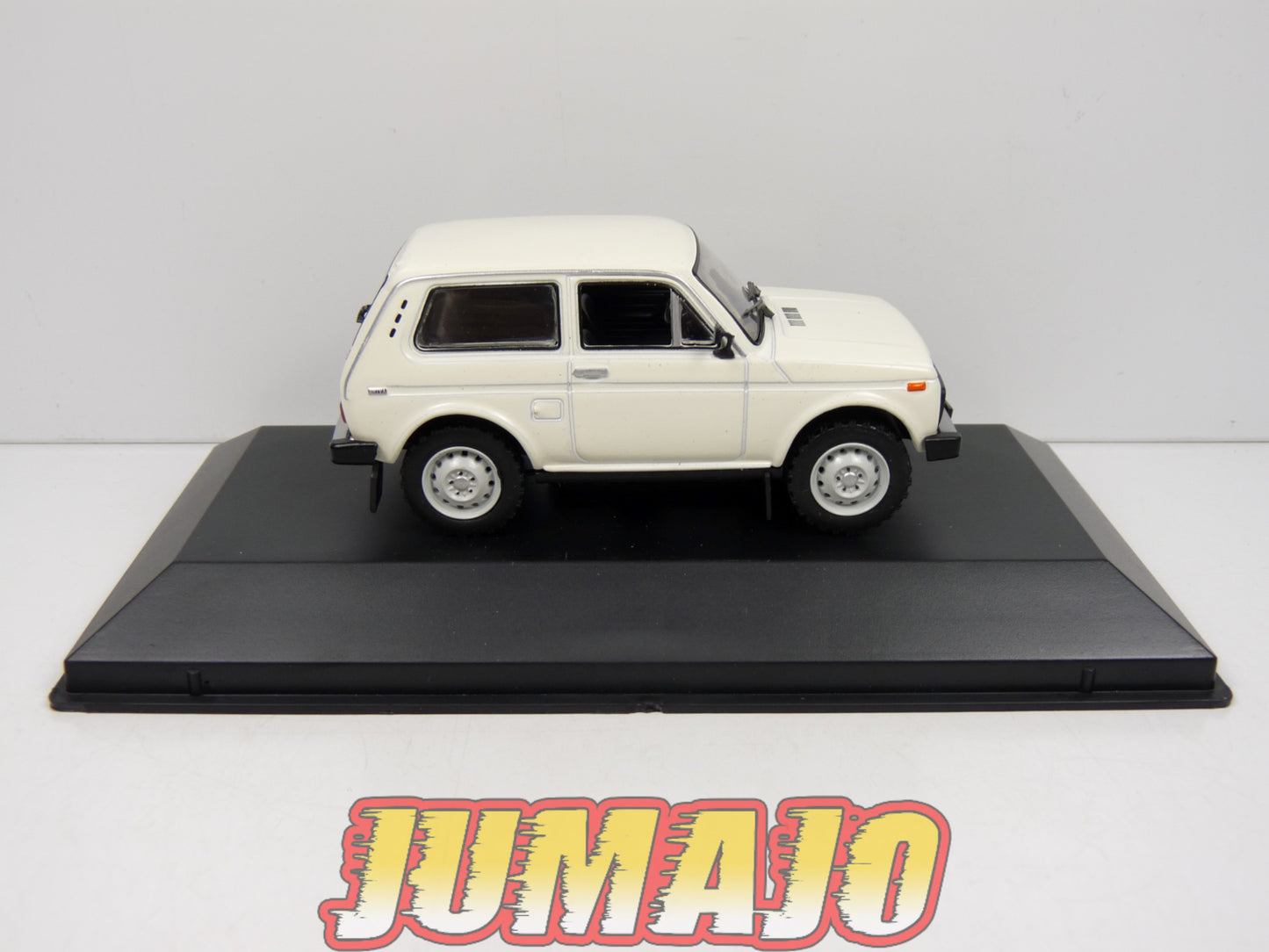 ARG130 Voiture 1/43 SALVAT Inolvidables : LADA Niva 1991