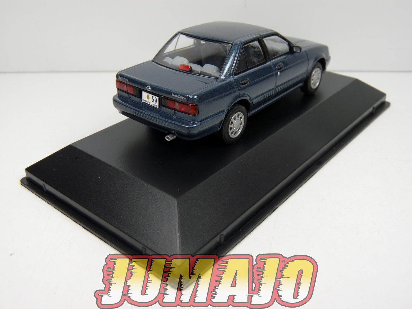 ARG132 Voiture 1/43 SALVAT Inolvidables : NISSAN Sentra 1991