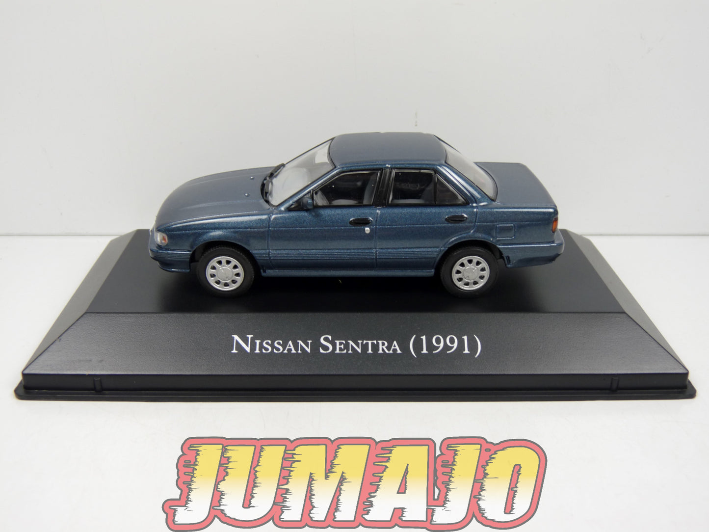 ARG132 Voiture 1/43 SALVAT Inolvidables : NISSAN Sentra 1991