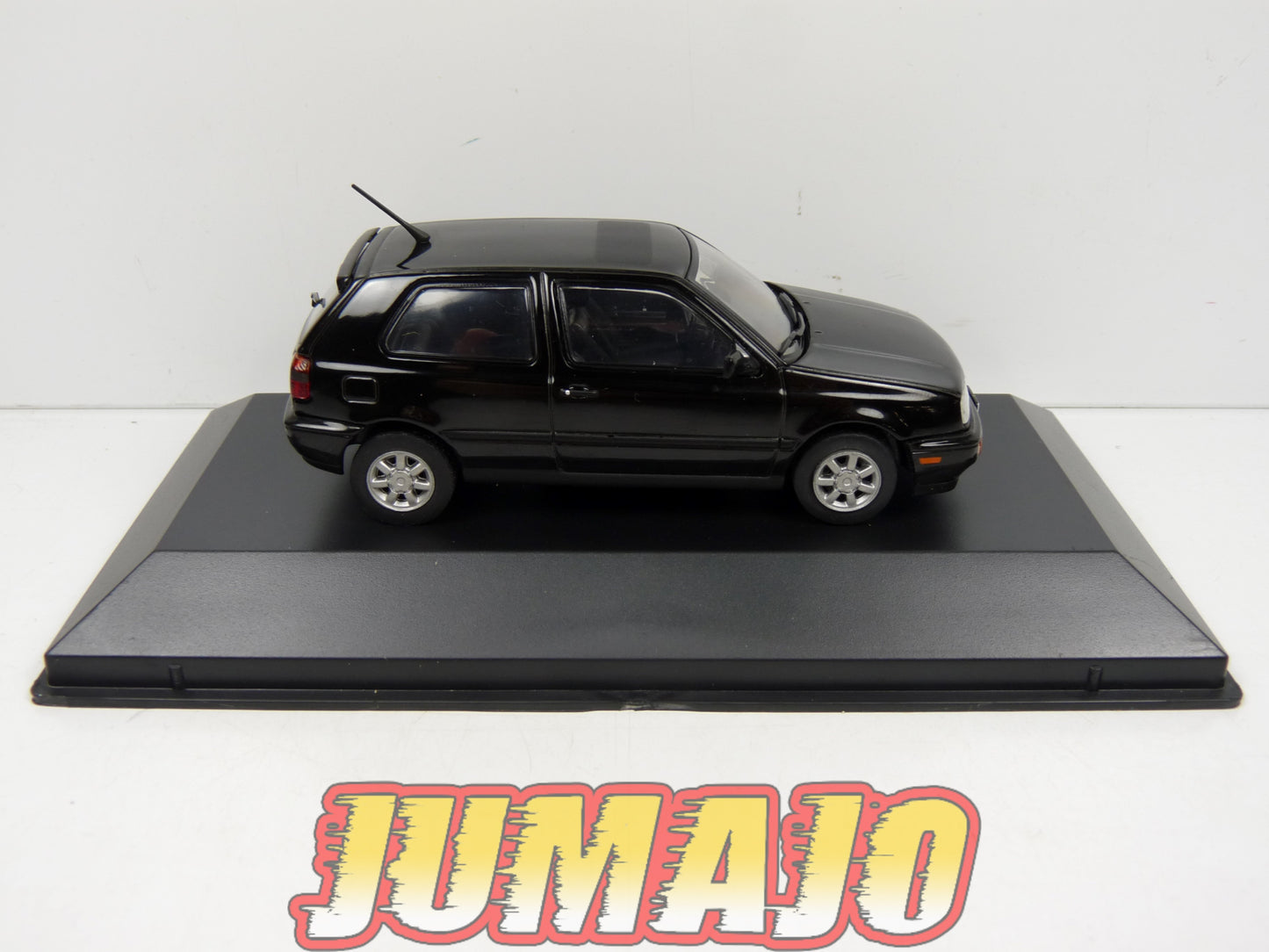 ARG133 Voiture 1/43 SALVAT Inolvidables : VOLKSWAGEN Golf III GTI 1996