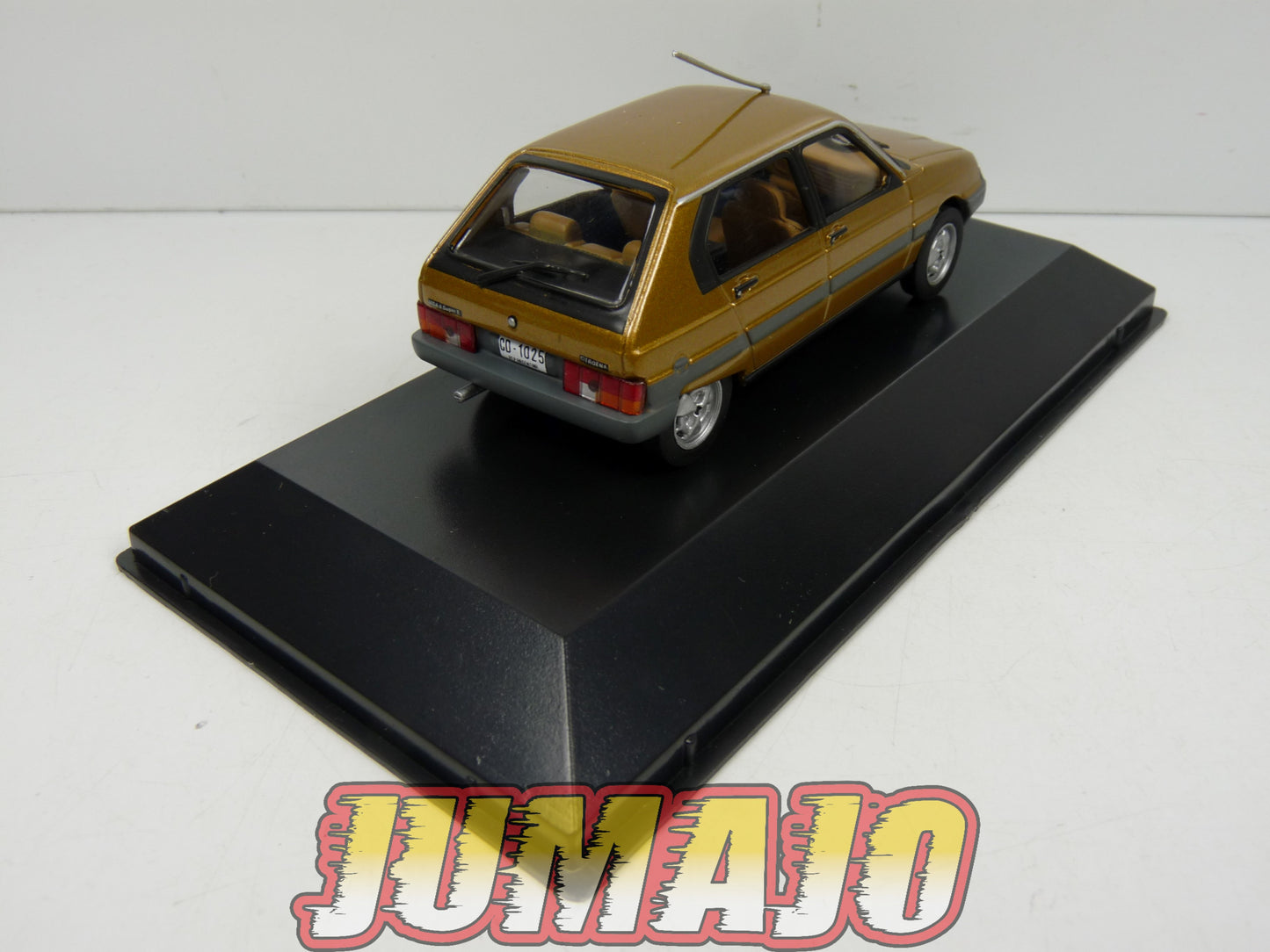 ARG150 Voiture 1/43 SALVAT Inolvidables : CITROEN Visa Super E 1982