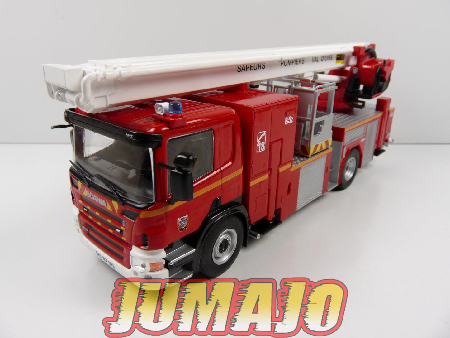 CPF102 Camion 1/43 Hachette IXO Pompiers : SCANIA P 310 SDIS val d'oise Brigade de sapeurs-pompiers de Paris