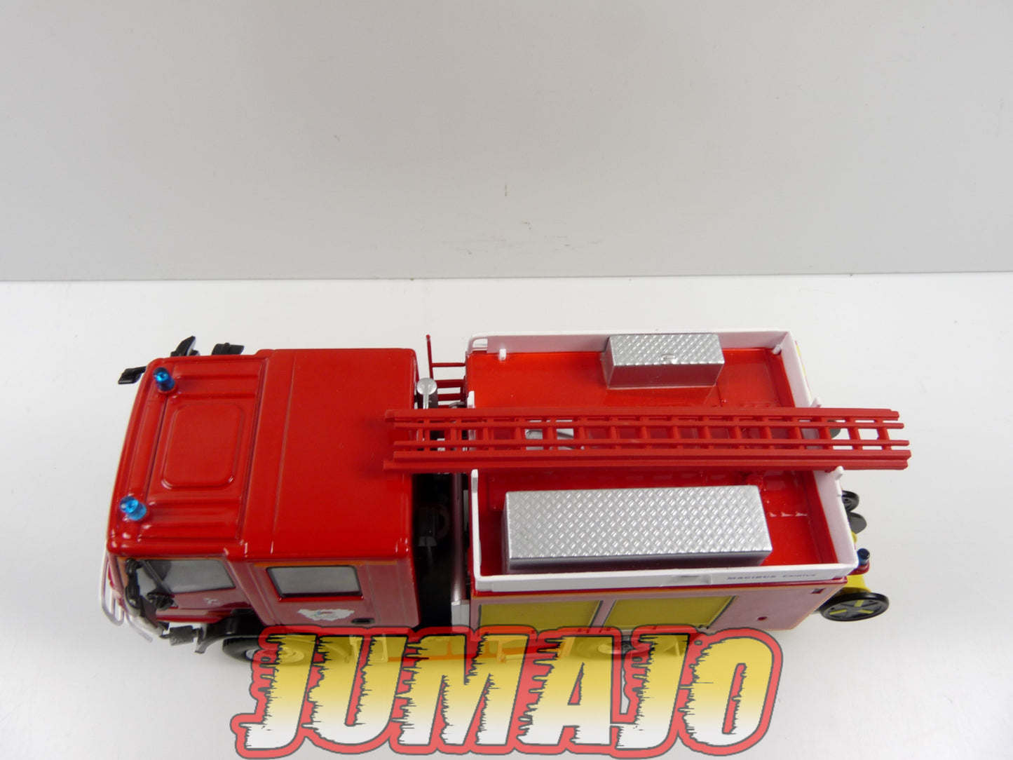 CPF122 Camion 1/43 Hachette IXO Pompiers : IVECO 150 E Citerne Magirus-Camiva