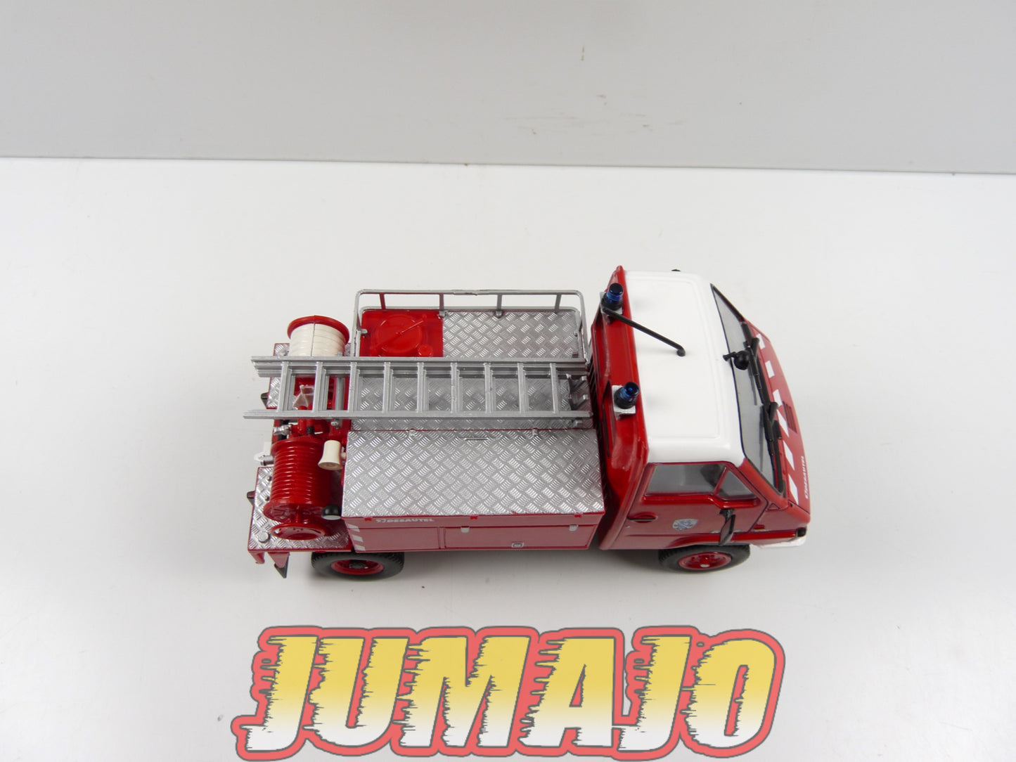 CPF88 Camion 1/43 Hachette IXO Pompiers : RENAULT B110 CCFF Desautel