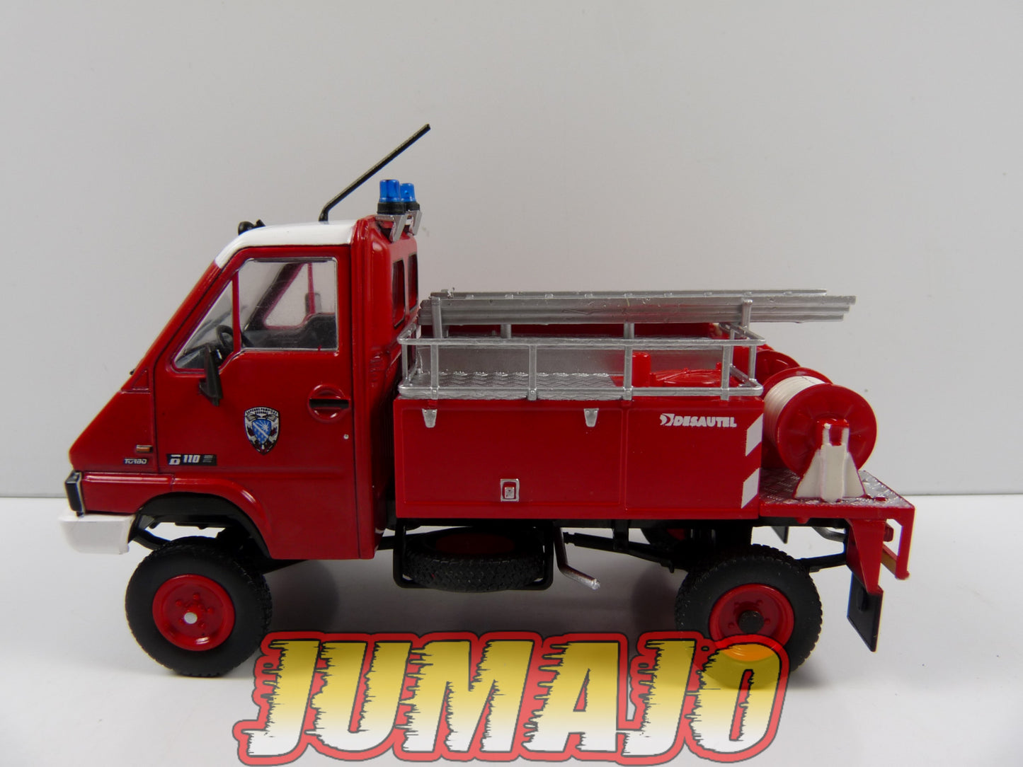CPF88 Camion 1/43 Hachette IXO Pompiers : RENAULT B110 CCFF Desautel