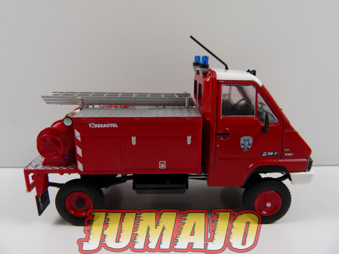 CPF88 Camion 1/43 Hachette IXO Pompiers : RENAULT B110 CCFF Desautel