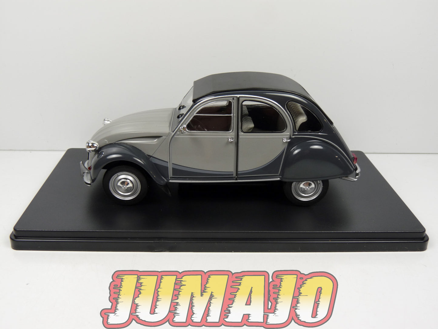 CVQ60 Voiture 1/24 HACHETTE CITROËN : 2 CV Charleston grise