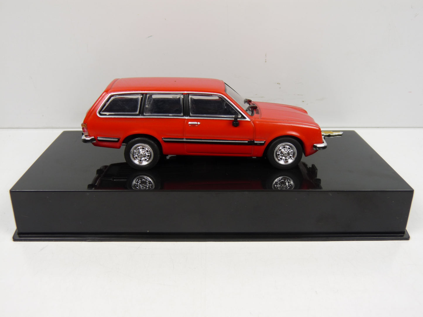 CVT63 voiture 1/43 IXO Salvat BRESIL CHEVROLET : Chevrolet Marajó 1981