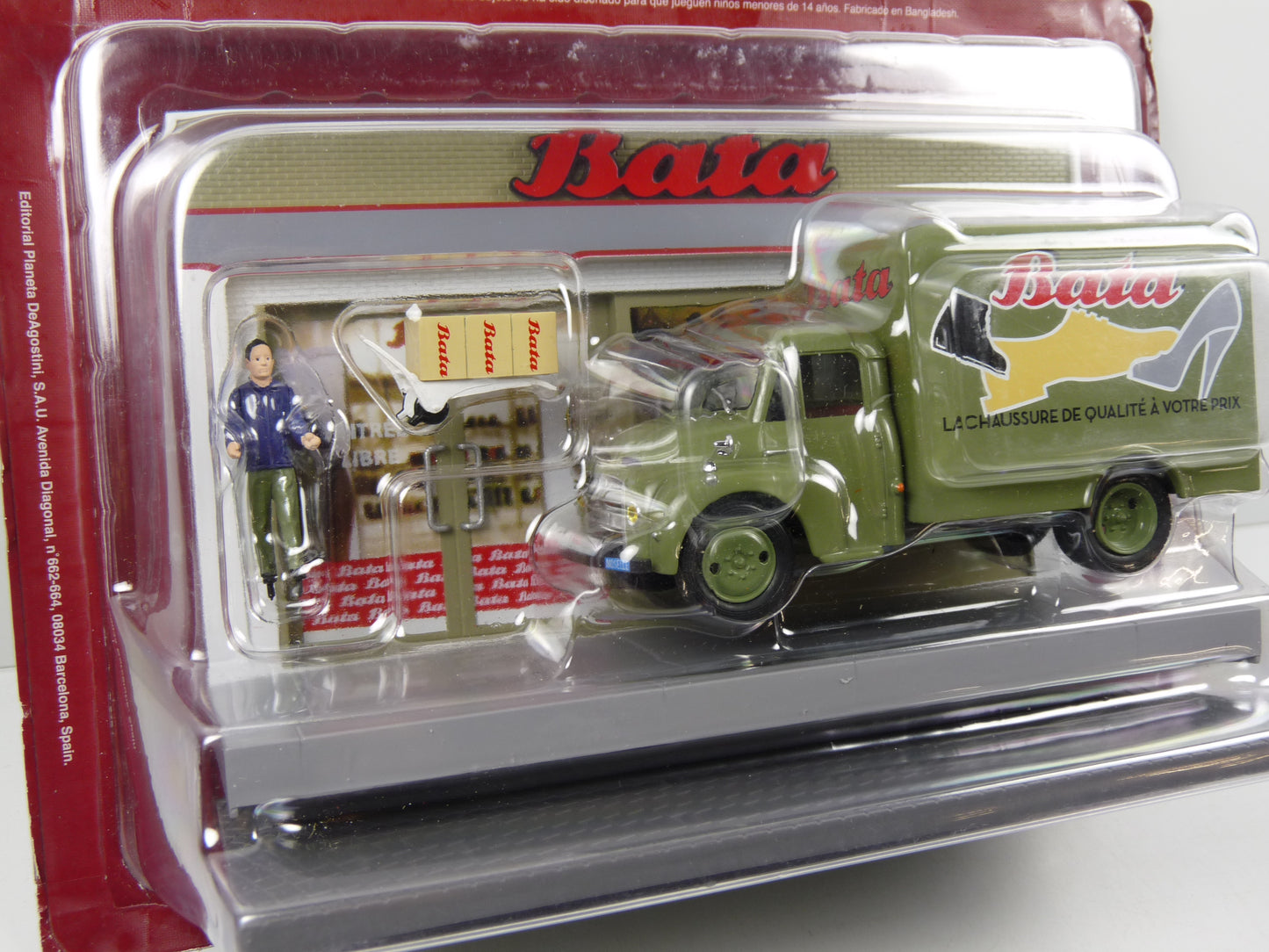 DIOZ(3) Voiture + diorama 1/43 IXO : Métiers de France Citroën U23 "Bata chaussures"