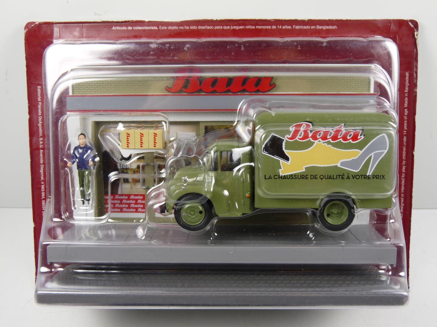 DIOZ(3) Voiture + diorama 1/43 IXO : Métiers de France Citroën U23 "Bata chaussures"