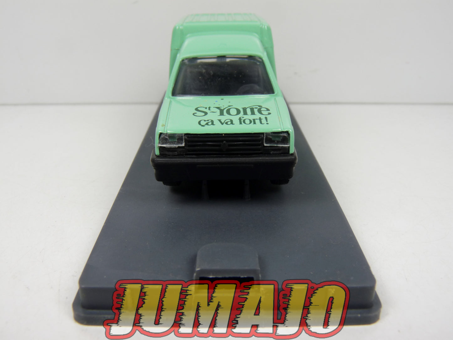 DIV11 Voiture 1/43 VEREM : RENAULT EXPRESS St-Yorre