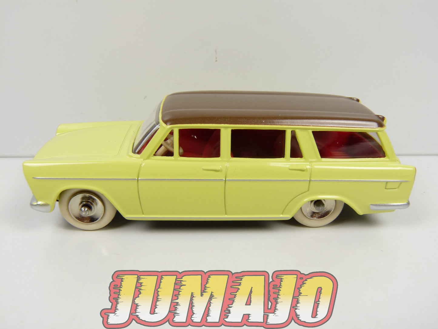 DT214 Voiture 1/43 réédition DINKY TOYS DeAgostini : FIAT 1800 Familiale