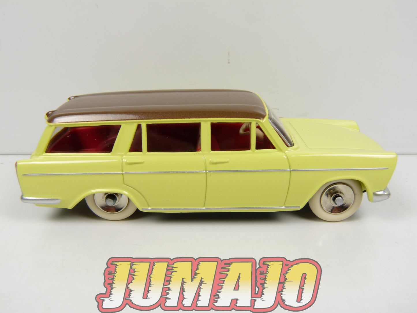 DT214 Voiture 1/43 réédition DINKY TOYS DeAgostini : FIAT 1800 Familiale