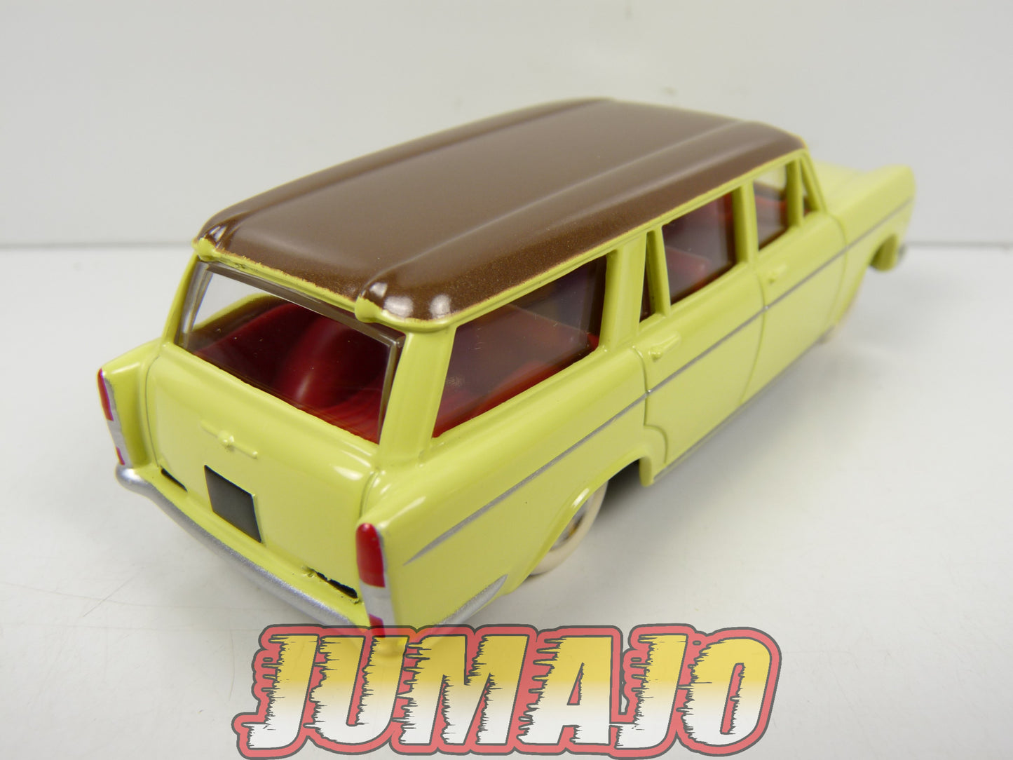 DT214 Voiture 1/43 réédition DINKY TOYS DeAgostini : FIAT 1800 Familiale