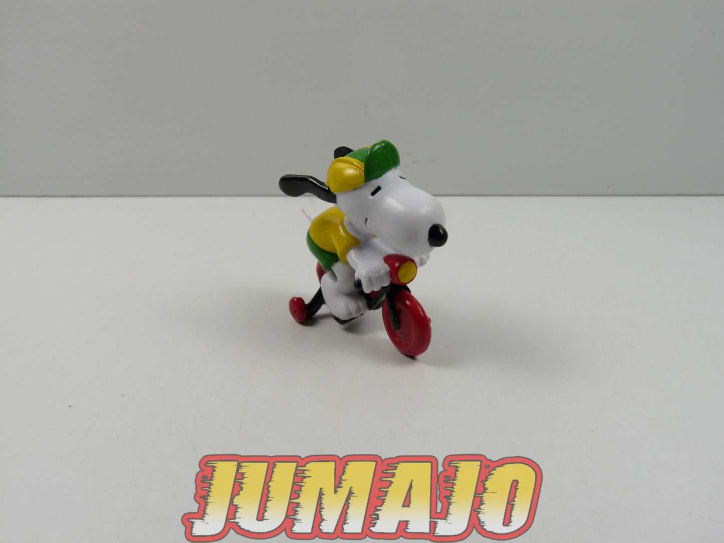 FIGZ (G) : Lot de 4 figurines Snoopy SCHLEICH 6cm : Snoopy Ski + Vélo + Escrime+ Charlie Brown