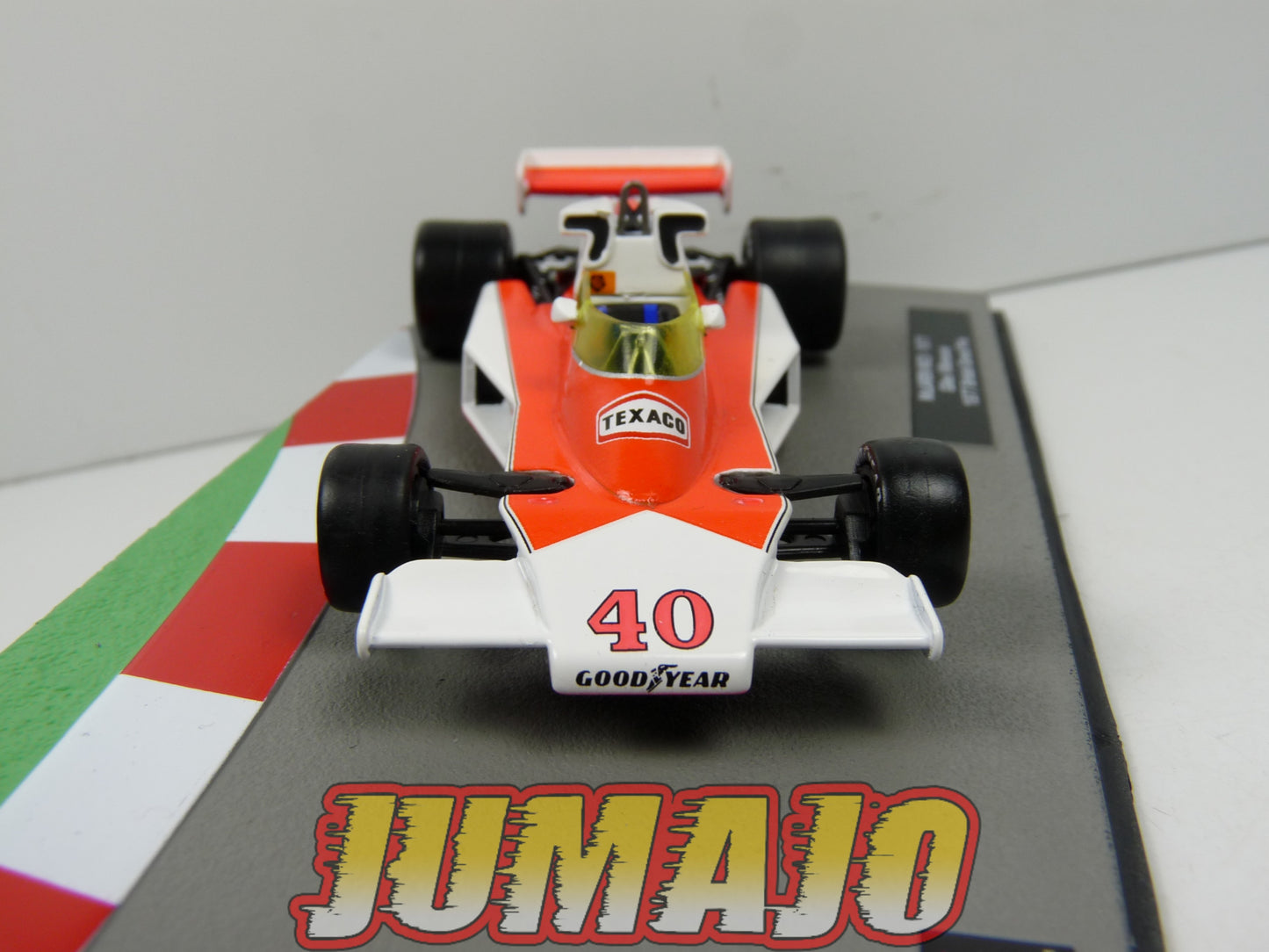 FOR13 voiture 1/43 Panini IXO : McLAREN M23 - 1977 British Grand Prix Gilles Villeneuve