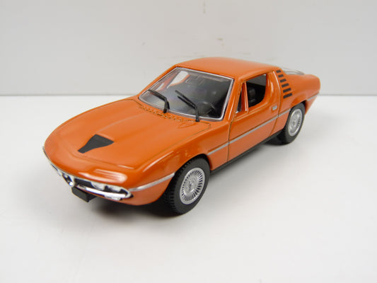 ITB0 Voiture 1/43 civile Italienne NOREV blister : ALFA ROMEO Montreal