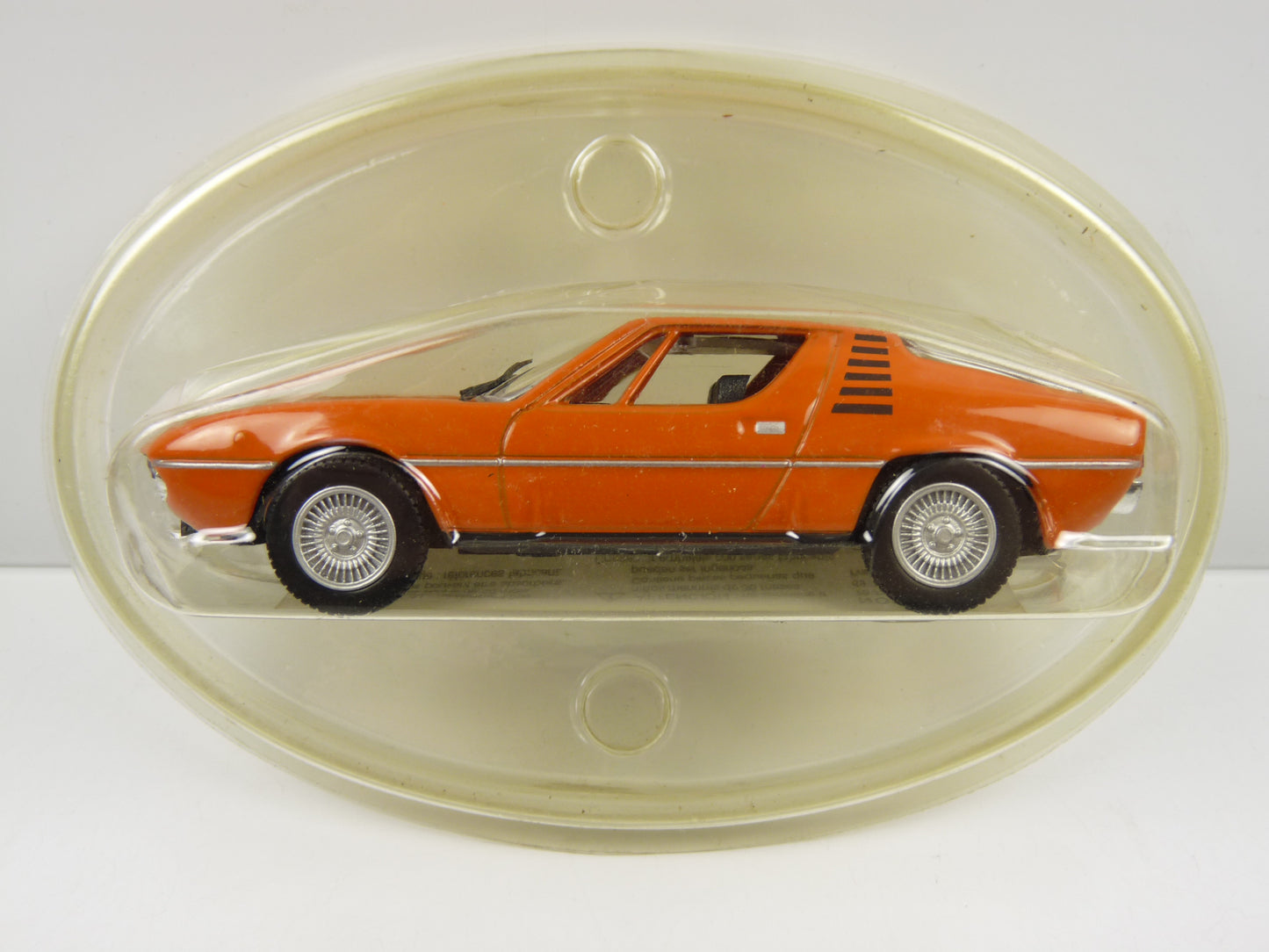 ITB0 Voiture 1/43 civile Italienne NOREV blister : ALFA ROMEO Montreal