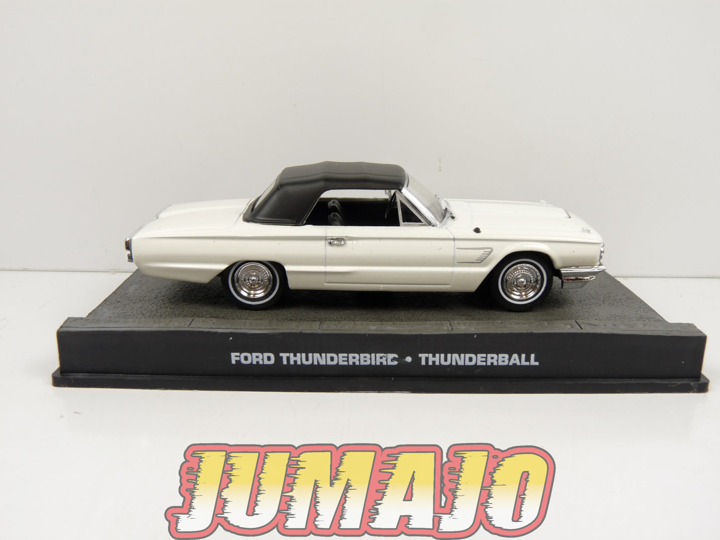 JB111 Voiture 1/43 IXO 007 JAMES BOND : FORD Thunderbird Thunderball