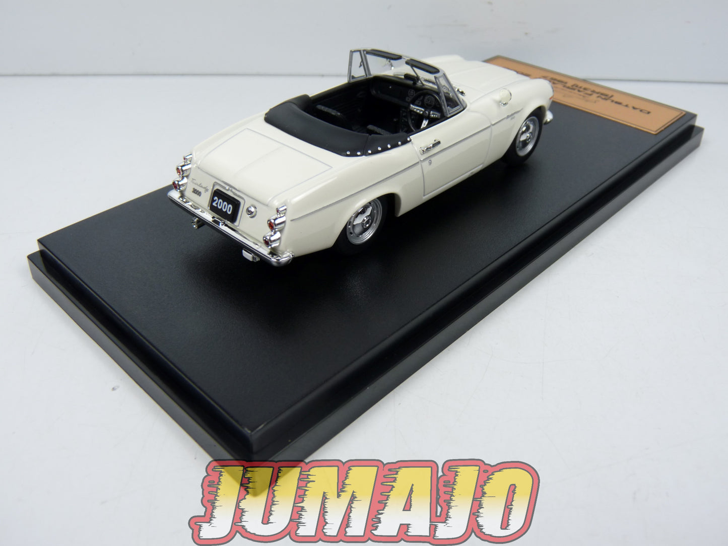 JPL44 1/43 HACHETTE Japon : DATSUN Fairlady 2000 (SR311) 1967