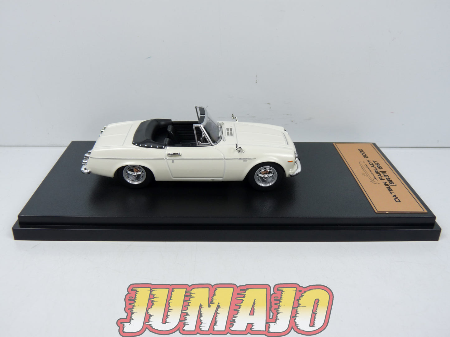 JPL44 1/43 HACHETTE Japon : DATSUN Fairlady 2000 (SR311) 1967