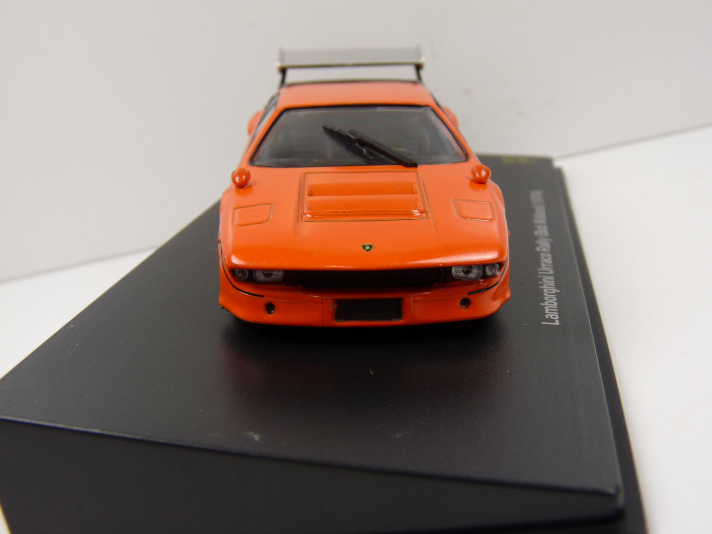 LB20 voiture 1/43 IXO LAMBORGHINI : Urraco Rally Bob Wallace 1974