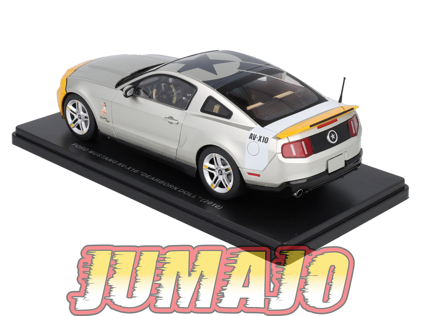 MUS41 Voiture 1/24 Altaya MUSTANG : FORD Mustang AV-X10 Dearborn Doll 2010