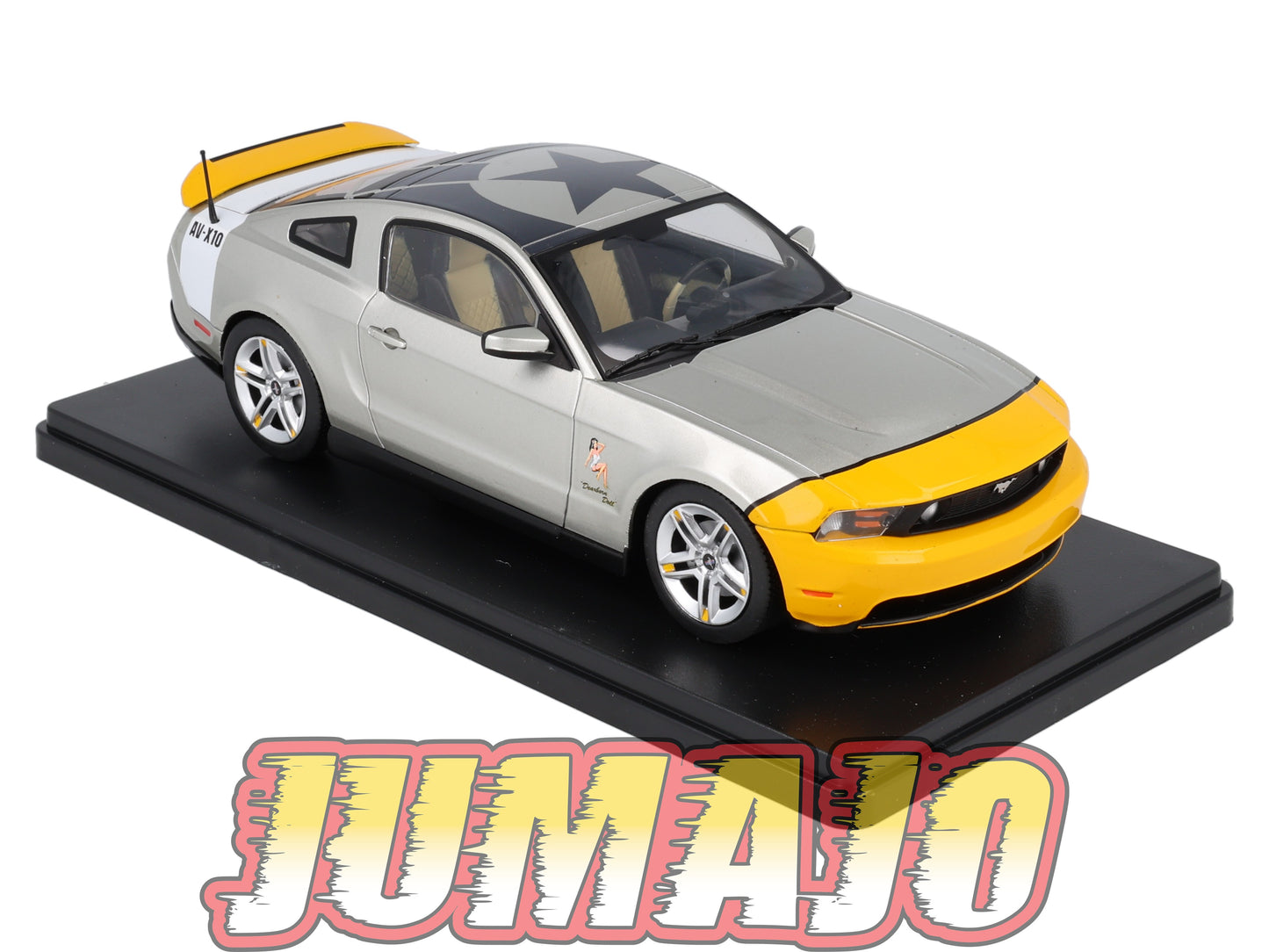 MUS41 Voiture 1/24 Altaya MUSTANG : FORD Mustang AV-X10 Dearborn Doll 2010