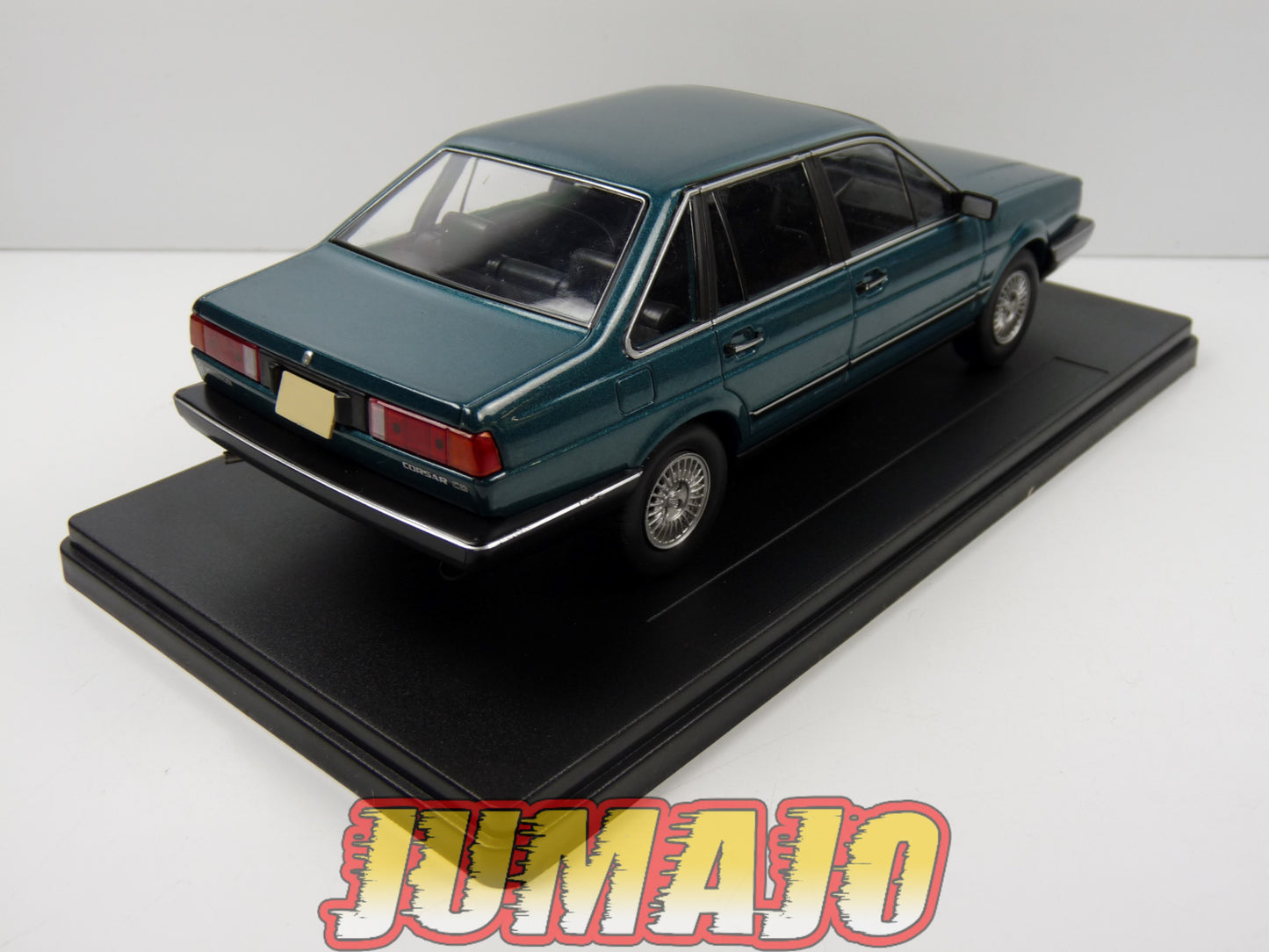 MVQ12 Voiture 1/24 SALVAT Mexique : Volkswagen Corsar CD 1986