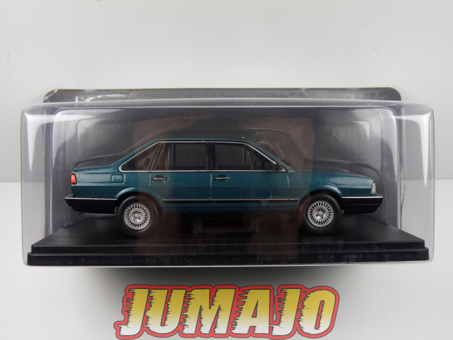 MVQ12 Voiture 1/24 SALVAT Mexique : Volkswagen Corsar CD 1986