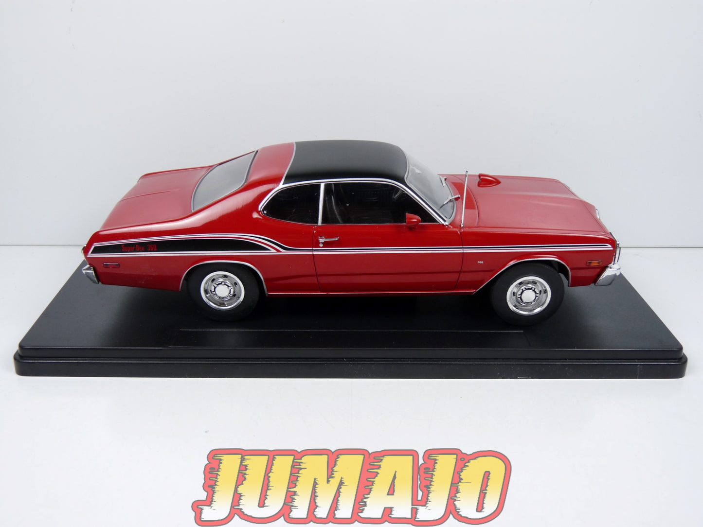 MVQ15 Voiture 1/24 SALVAT Mexique : DODGE Valiant Super bee