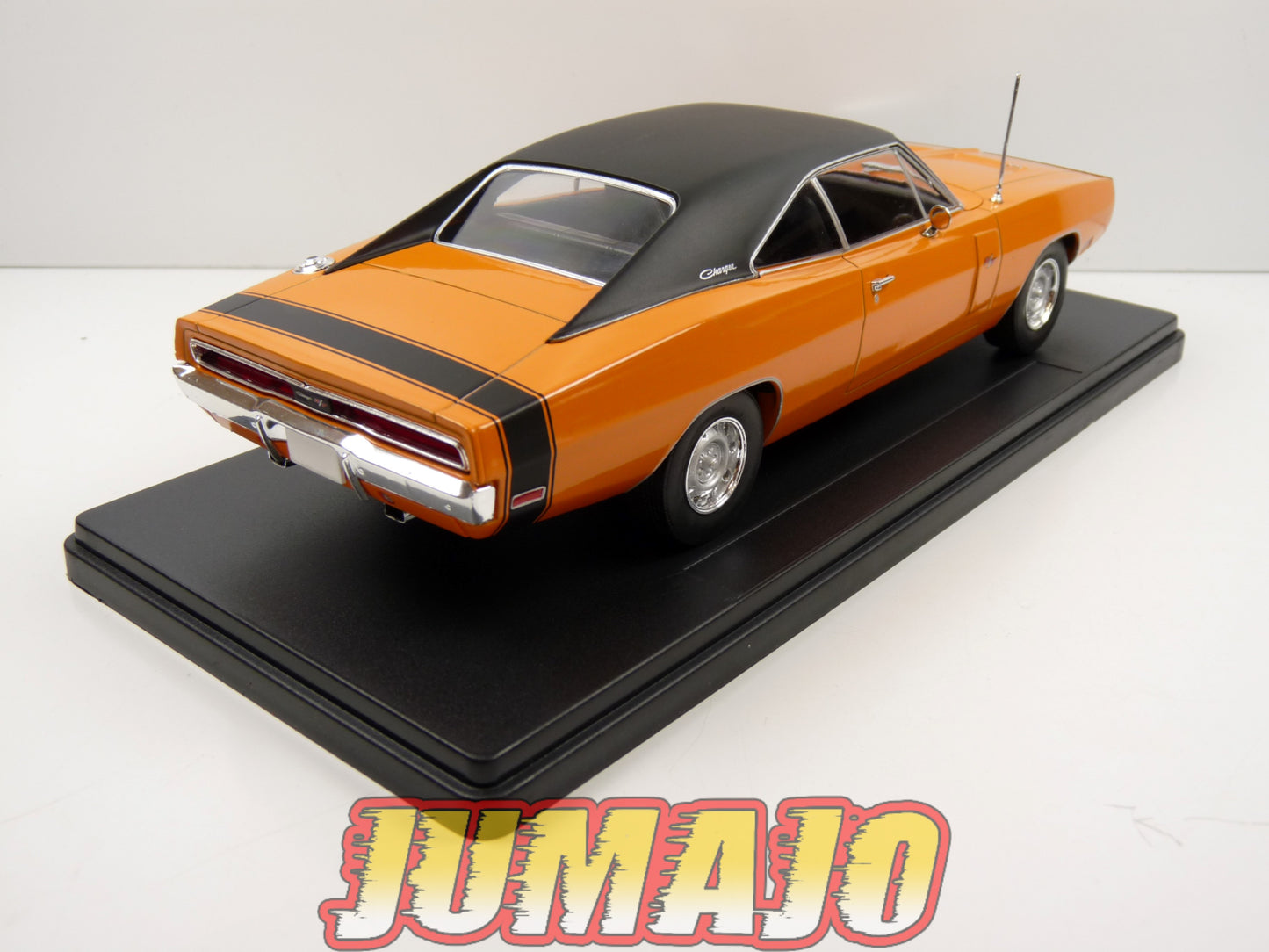 MVQ22 Voiture 1/24 SALVAT MEXIQUE : DODGE Charger R/T 1970