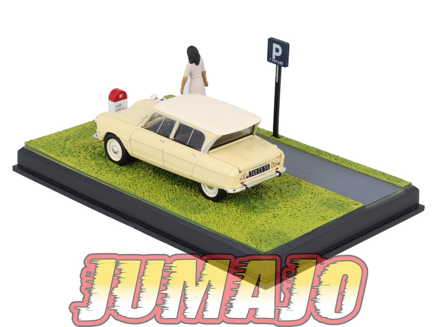 NB11 Voiture IXO 1/43 Diorama Route bleue CITROEN AMI 6 la promenade du chien