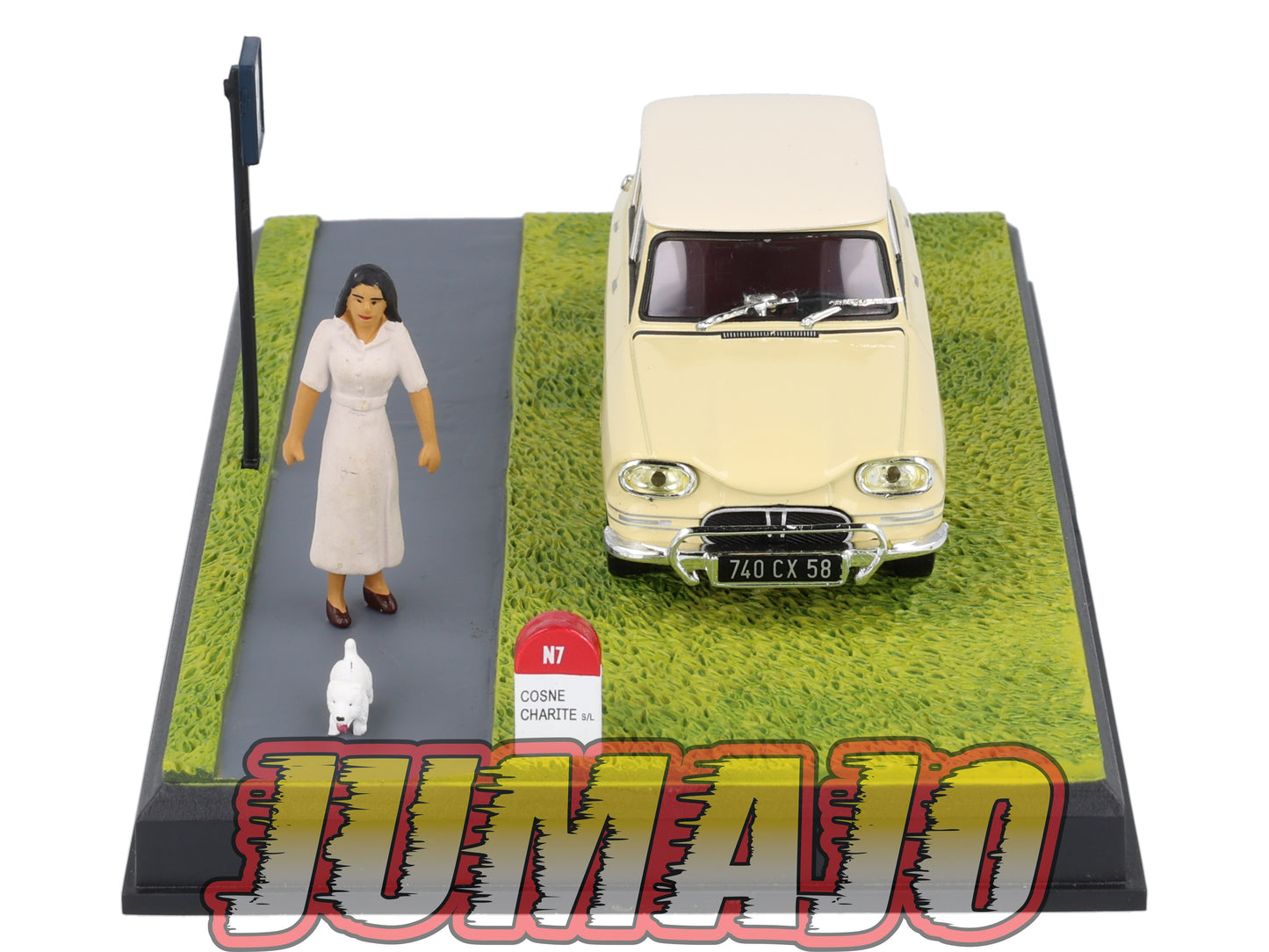 NB11 Voiture IXO 1/43 Diorama Route bleue CITROEN AMI 6 la promenade du chien