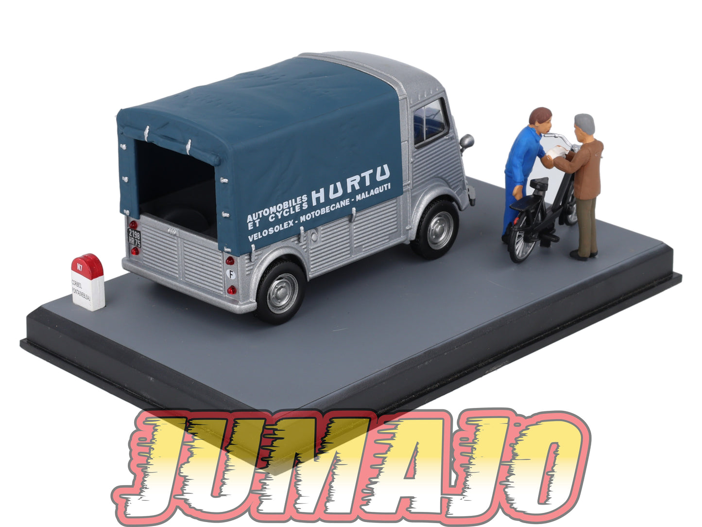 NB16 Voiture IXO 1/43 Diorama Route bleue CITROEN Type H Solex La livraison