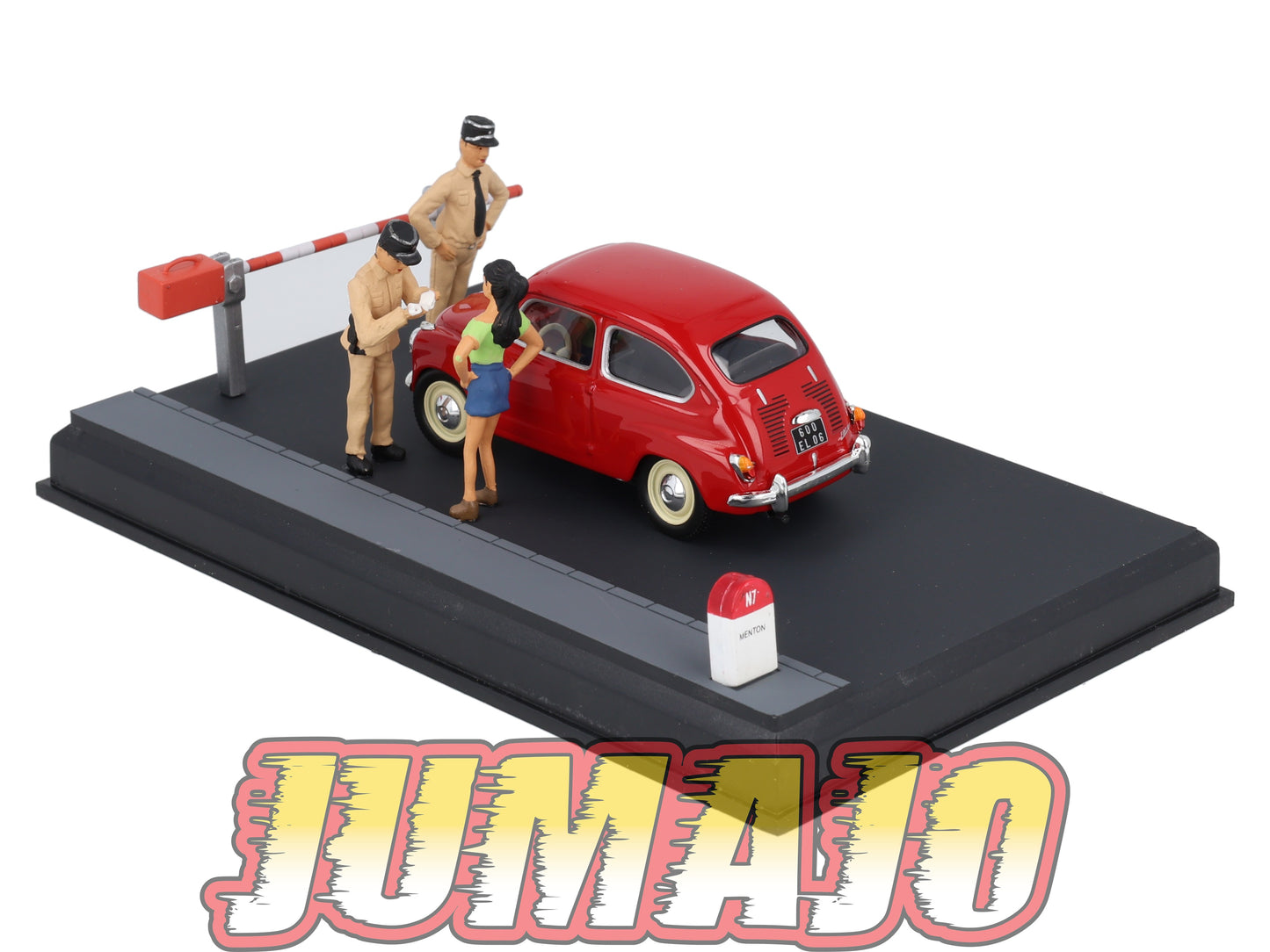 NB22 Voiture IXO 1/43 Diorama Route bleue FIAT 600 La douane
