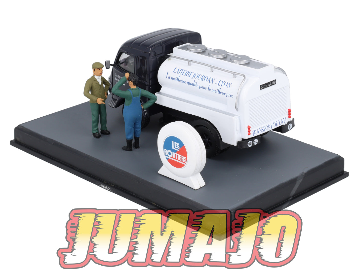 NB24 Voiture IXO 1/43 Diorama Route bleue RENAULT Galion Le Relais Routier
