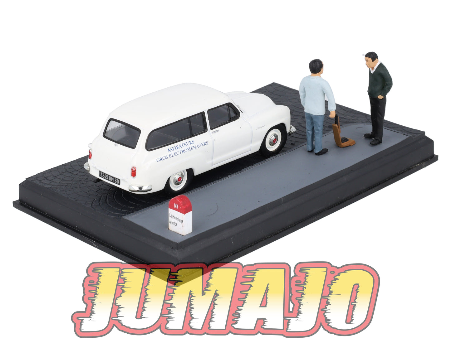 NB60 Voiture IXO 1/43 Diorama Route bleue SIMCA Aronde châtelaine Le voyageur de commerce