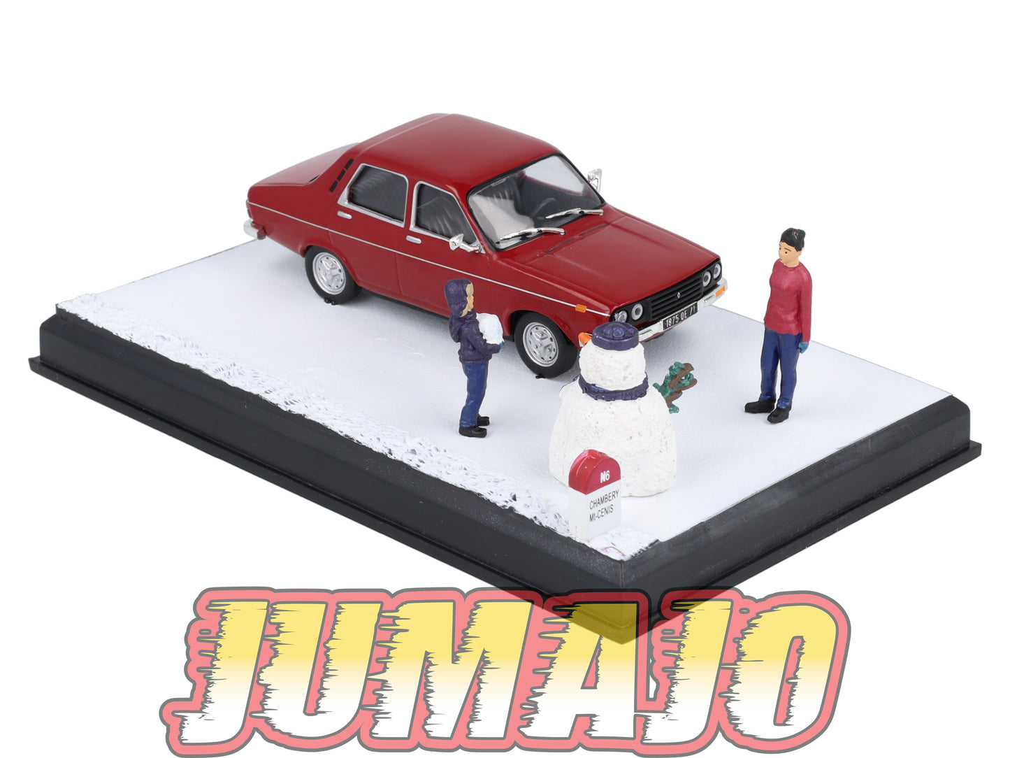 NB68 Voiture IXO 1/43 Diorama Route bleue RENAULT 12 bonhomme de neige