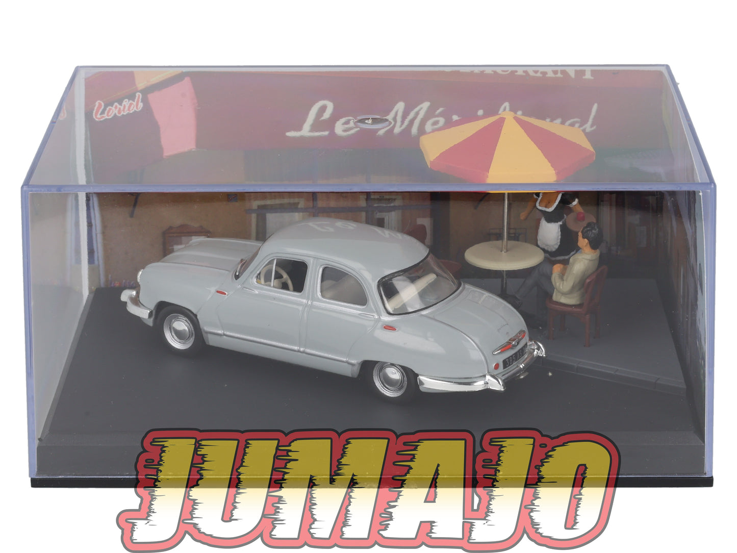 NB6 Voiture IXO 1/43 Diorama Route bleue PANHARD Dyna Z l'arrêt au café